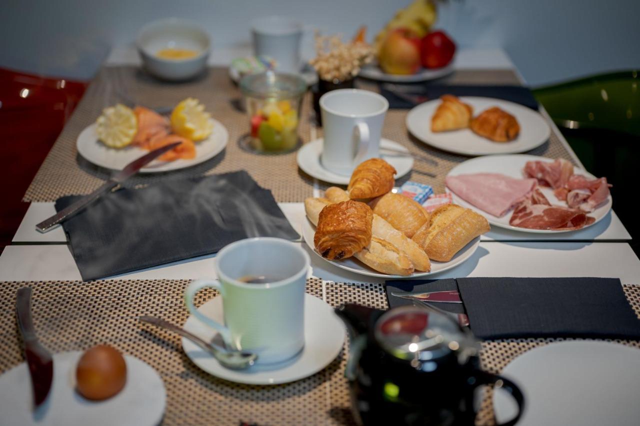Central Park Hotel & Spa La Rochelle  Bagian luar foto
