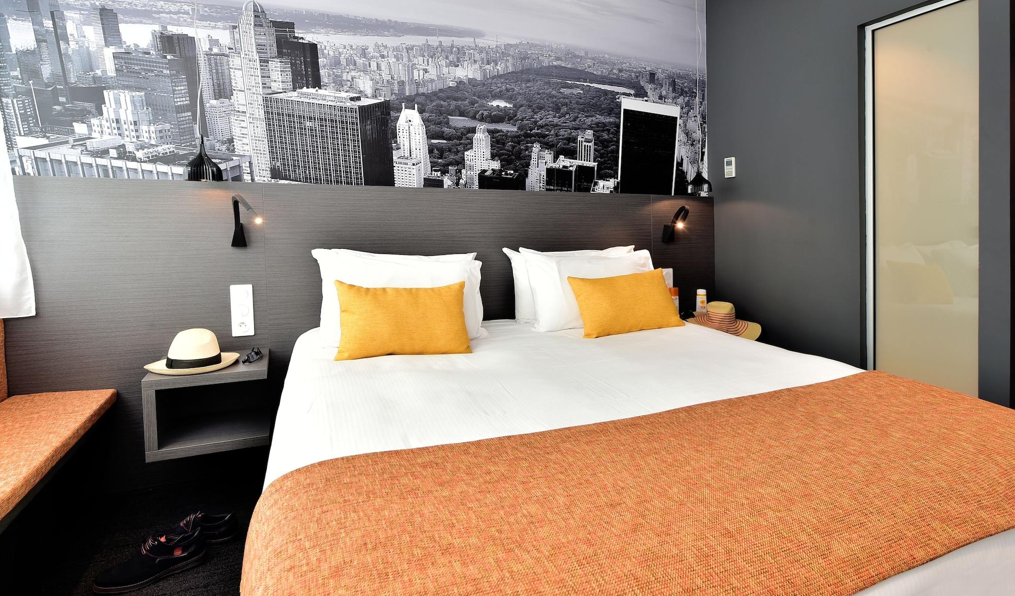 Central Park Hotel & Spa La Rochelle  Bagian luar foto