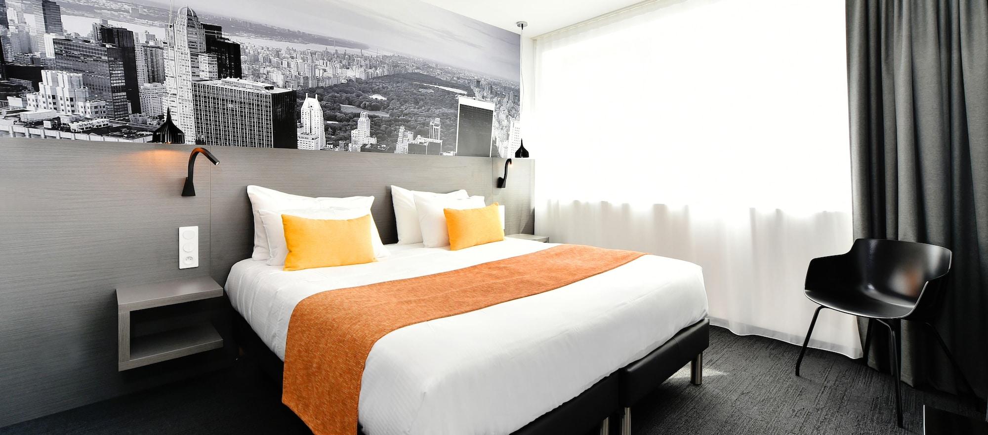 Central Park Hotel & Spa La Rochelle  Bagian luar foto