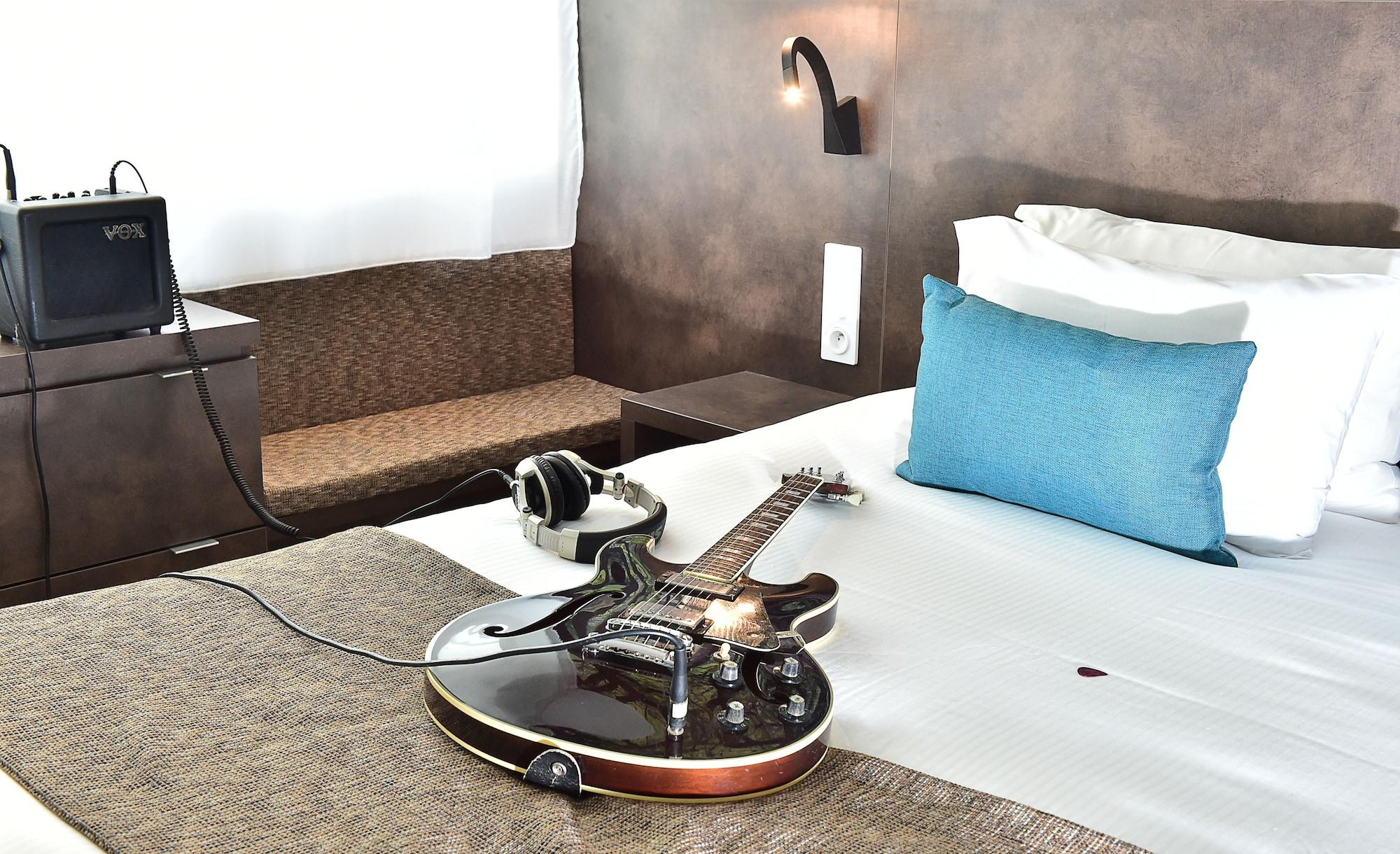 Central Park Hotel & Spa La Rochelle  Bagian luar foto